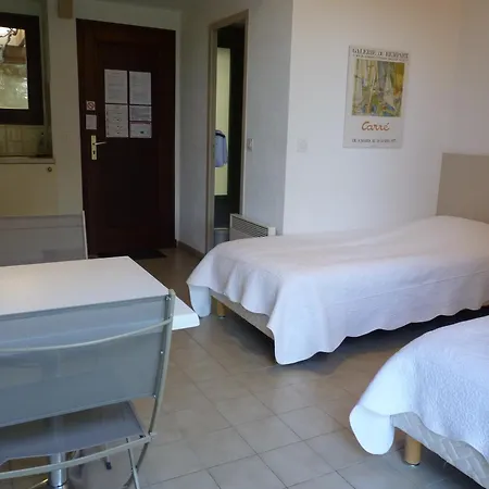 Les Sellettes Apartment *